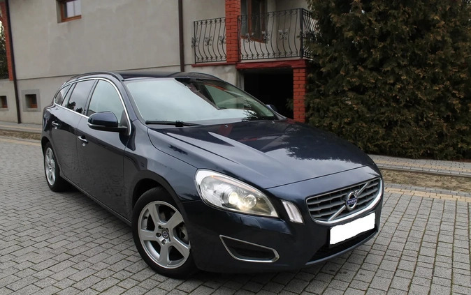 Volvo V60 cena 27999 przebieg: 357900, rok produkcji 2011 z Piekary Śląskie małe 436